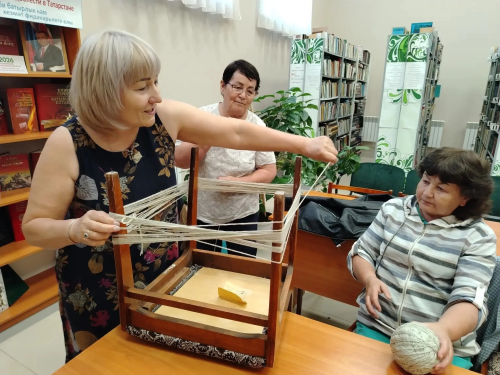 «Кайда хезмәт, шунда бәхет» дип исемләнгән күңел ачу кичәсе Исергәп авылында узды