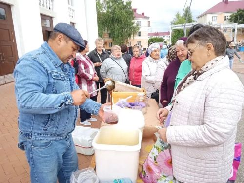 Медовый праздник в Бавлах: как прошёл фестиваль «Бал туе» в рамках проекта «Лето в Татарстане»