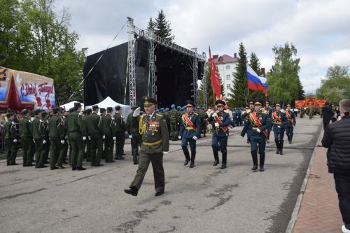 Бавлинцы отметили 80 лет Великой Победы