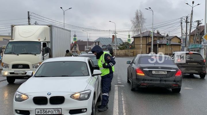 В Татарстане почти 2,5 тыс. сотрудников правоохранительных органов контролируют соблюдение режима самоизоляции