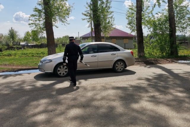 Патрулирование на въездах в города Татарстана продолжается