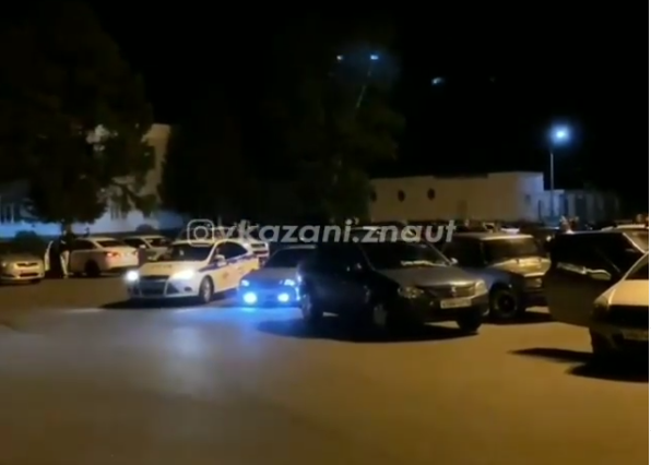 Полиция разогнала татарстанцев за громкую музыку на улице