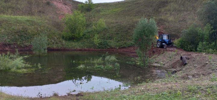 В Бавлинском селе жители обустроили своими силами водоем