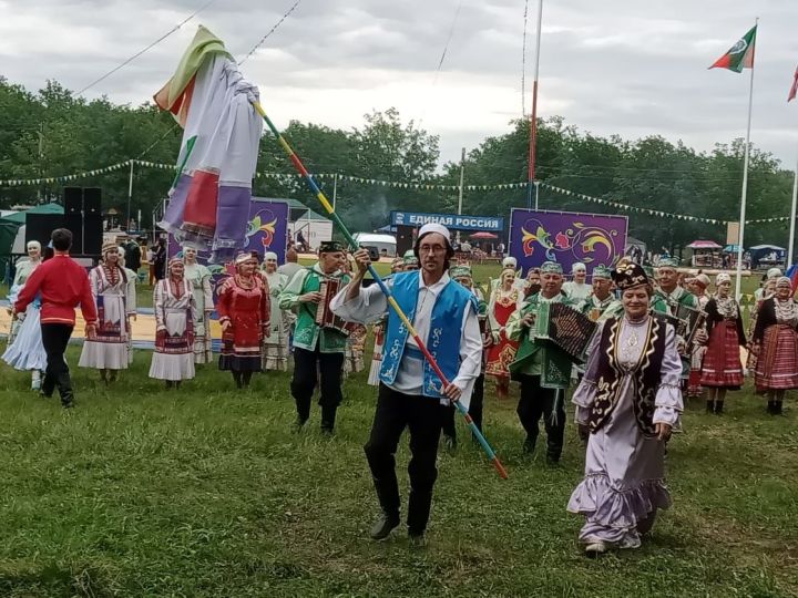 В Бавлах Сабантуй прошёл ярко и весело