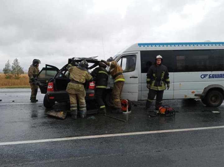В соседней Башкирии произошло смертельное ДТП с участием пассажирского автобуса