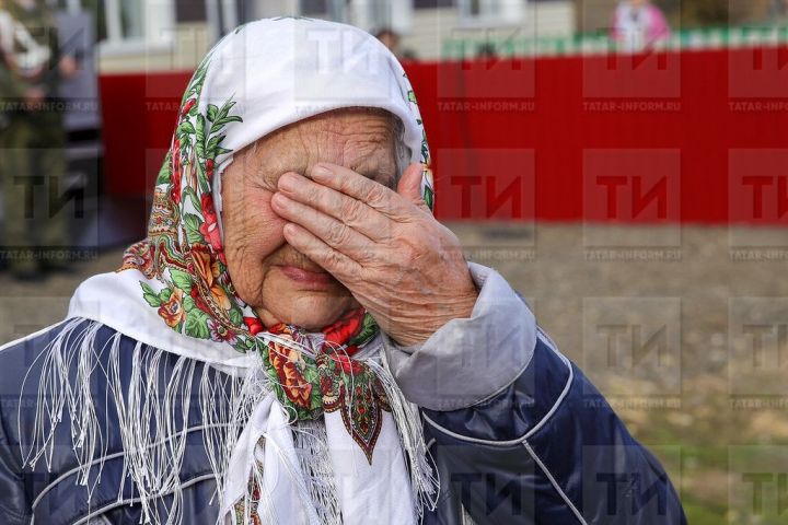 Мошенники выманили у казанских бабушек около 2 млн рублей