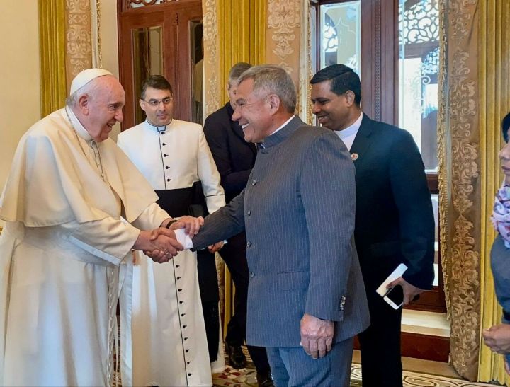 Президент Татарстана  встретился с Папой Римским