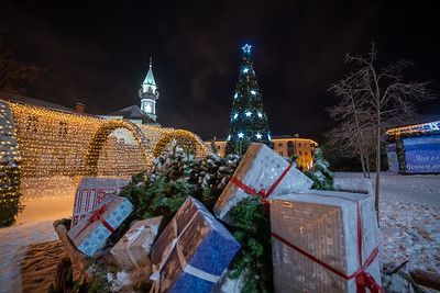 Бавлинцы не спешат готовить подарки на Новый год своим близким