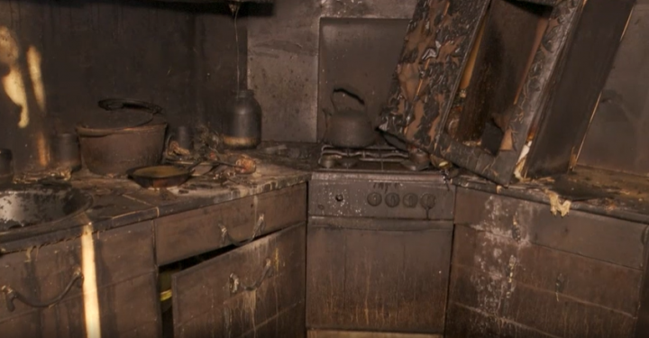 В РТ из-за гирлянды сгорел дом, где проживал 10-летний ребенок