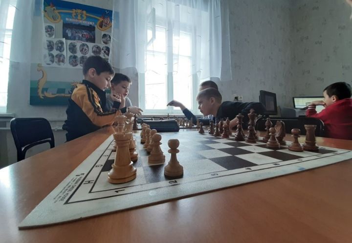 В школе №1 определились шахматные чемпионы