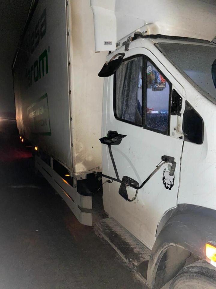 Накануне грузовик насмерть сбил женщину на трассе М7 в Татарстане