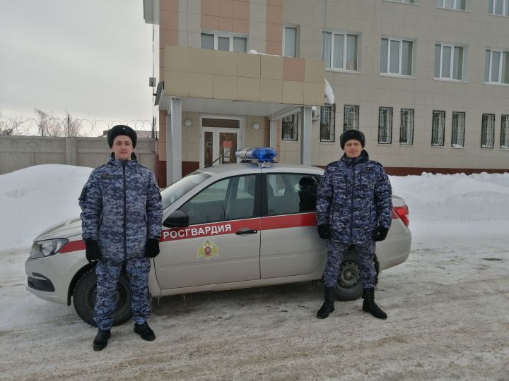 Вневедомственной охраны войск национальной. Вневедомственная охрана Росгвардия Ноябрьск промзона. День вневедомственной охраны Росгвардии 2022. Форма Росгвардии вневедомственной охраны. Подразделения Росгвардии.