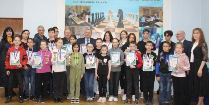 Молодые бавлинские шахматисты взяли награды в Азнакаево