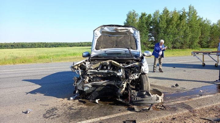 В одном из районов республики в аварии погибла маленькая девочка