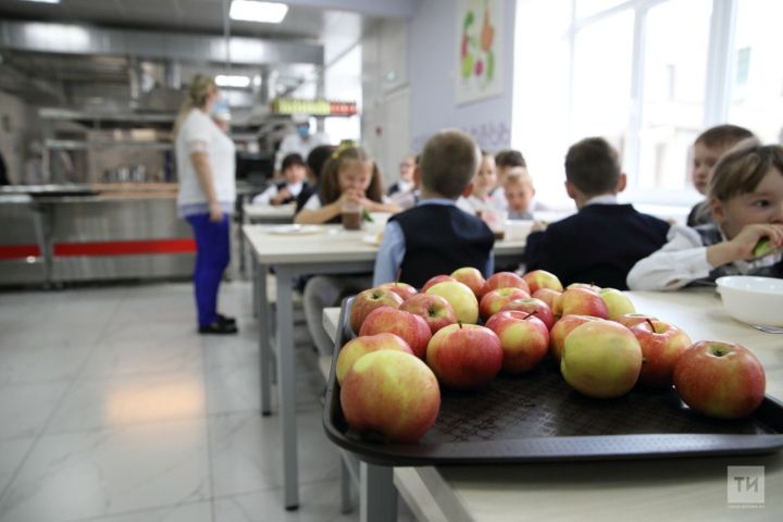 Обед для школьников могут увеличить до 30 минут