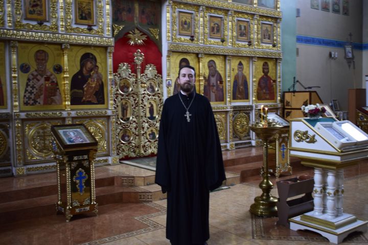 Настоятель бавлинского храма рассказал о Димитриевской родительской субботе