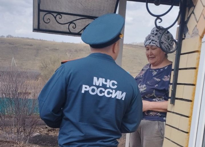 МЧС проводит профилактические беседы с жителями сёл Бавлинского района
