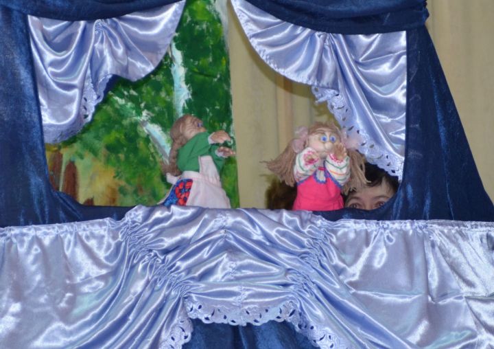 Бавлинский кукольный театр впервые вышел на сцену