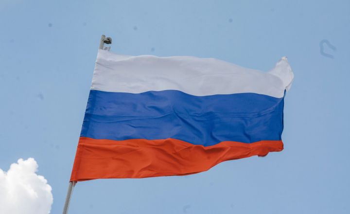«‎Вперёд, Россия!»‎: Минниханов поздравил татарстанцев с Днём России