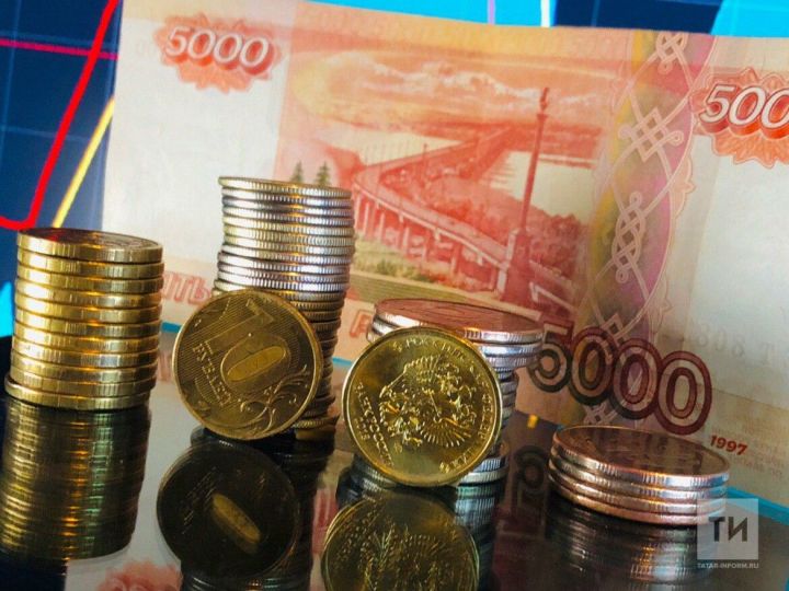 Татарстан на первом месте по уровню средней зарплаты в ПФО