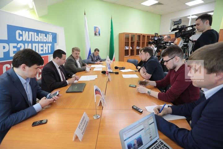 Волонтерам избирательного штаба Путина в РТ показали фильм об исследовании севера России