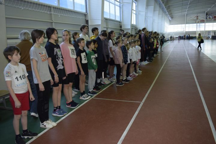 В Бавлах проходят межрегиональные соревнования по легкой атлетике