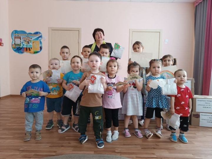Бавлинский детский сад провёл акцию в помощь бойцам