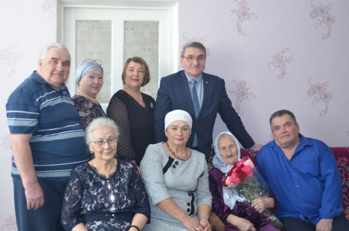 Бавлинка Суимбика Зиннурова отметила 95-летний юбилей