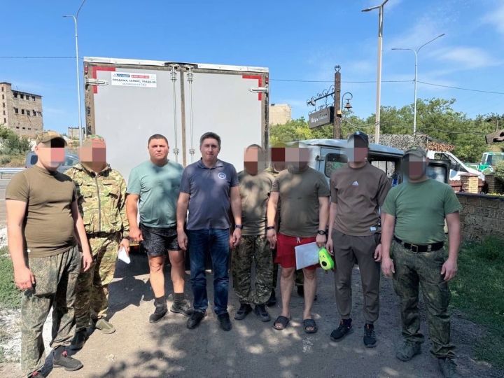Глава Бавлинского района сопроводил гумпомощь бойцам СВО