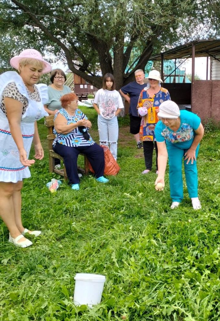 Люди с ограниченными возможностями здоровья провели время на природе