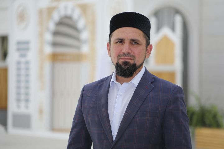 Баулы районы имам-мөхтәсибе сорауларга җавап бирә