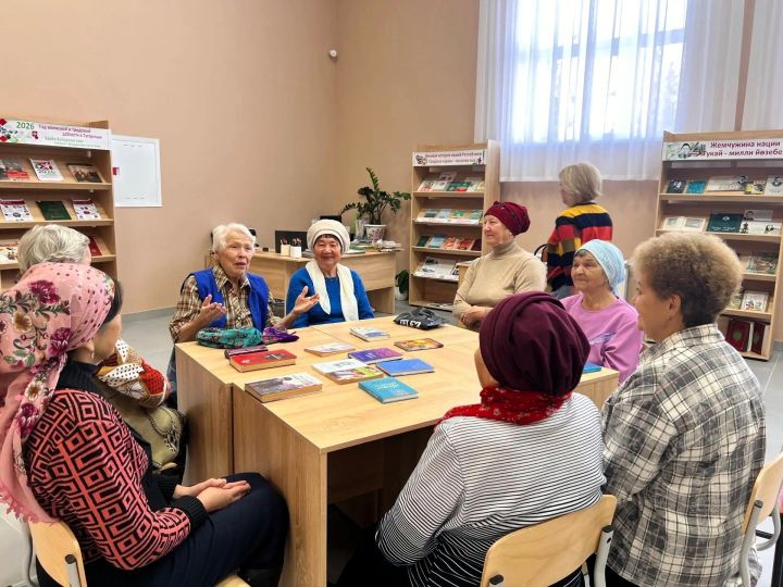 В Бавлинском районе прошли посиделки «Теплые воспоминания о жарком лете»