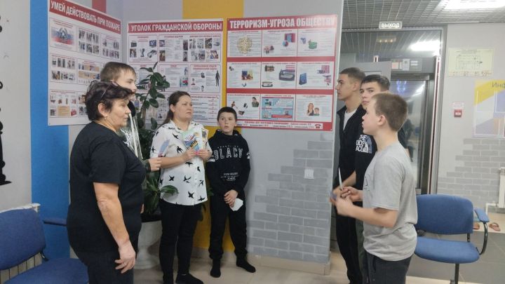 С юными бавлинцами прошла тематическая встреча «Наш мир без терроризма»