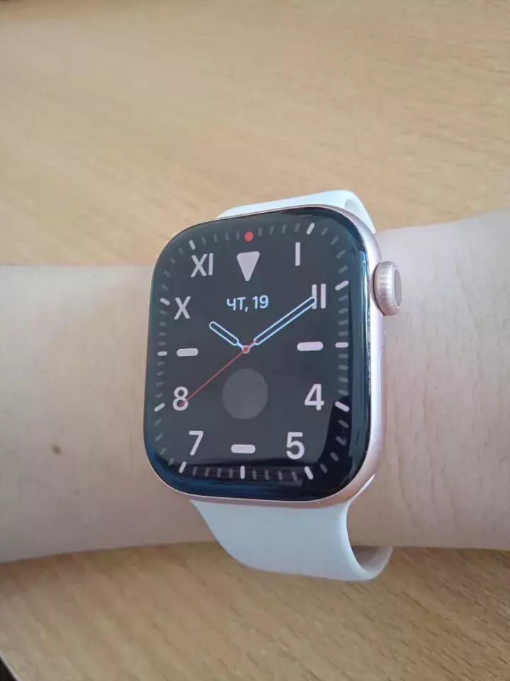 Баулының гүзәл затлары игътибарына: ир-егетләргә сәгать бүләк итәргә ярый