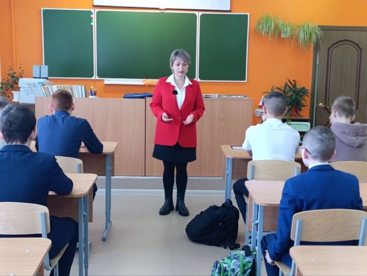 Школьники Бавлинского района изучали права потребителей