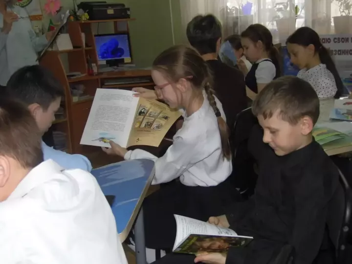 Час литературных советов «Как заразиться вирусом чтения?» состоялся в детской библиотеке Бавлов