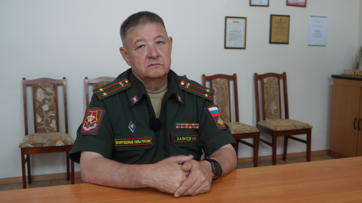 Контракт хезмәтенә кешеләр җыю дәвам итә