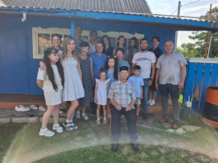 Баулы районы ветеранына 90 яшь тулган